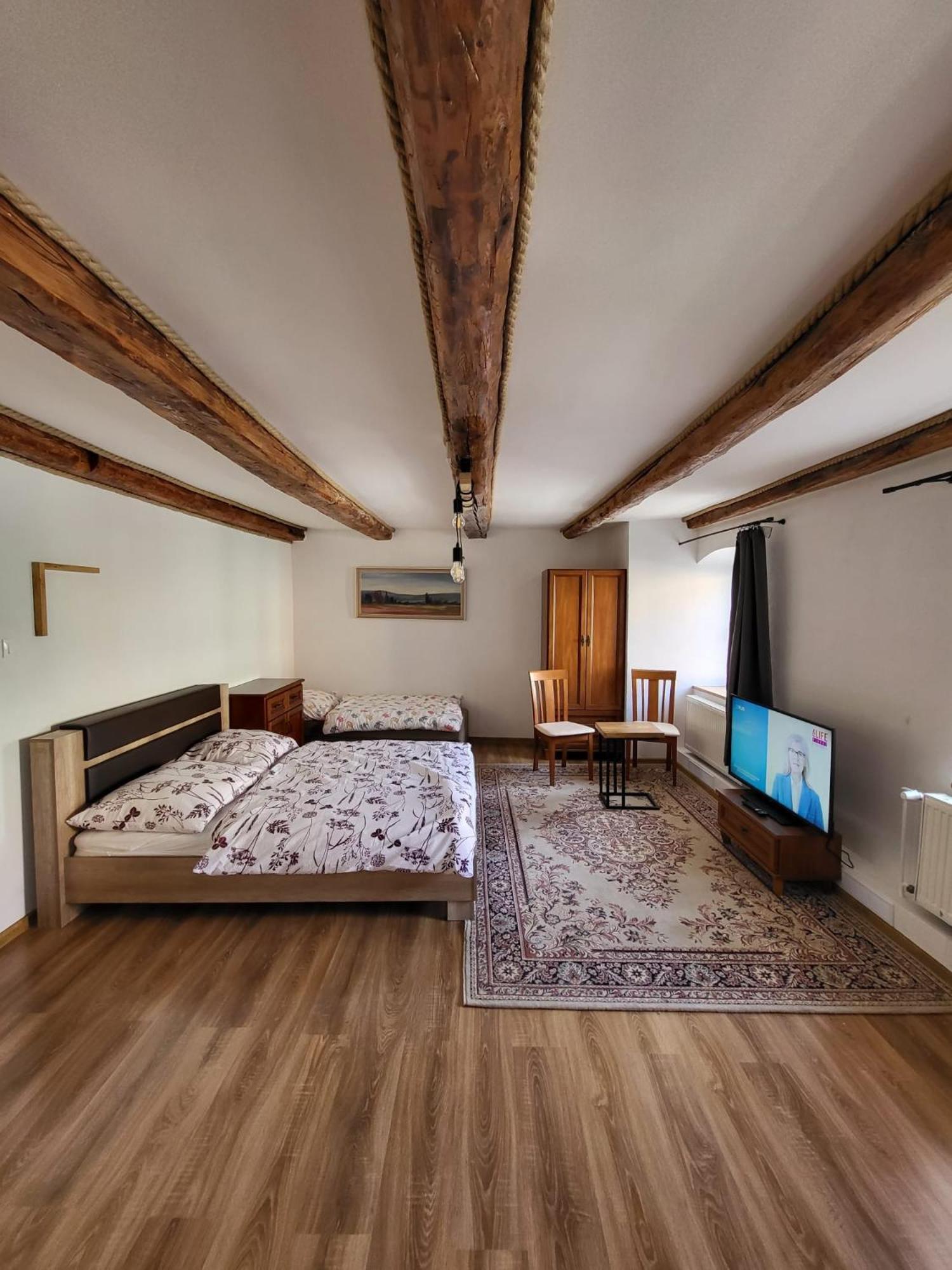 Apartman Velicka Vinaren Попрад Экстерьер фото